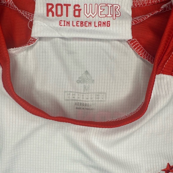 Bayern Munich soccer Jersey Perfect for gift, BRAND NEW size M - Picture 3 of 10